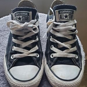 Womens size 5.5 Converse shoes
